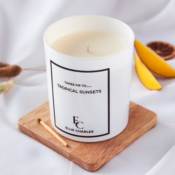 Premium Scented Candle Hand Poured Luxury Coconut Wax 220 g Long Lasting and Highly Scented