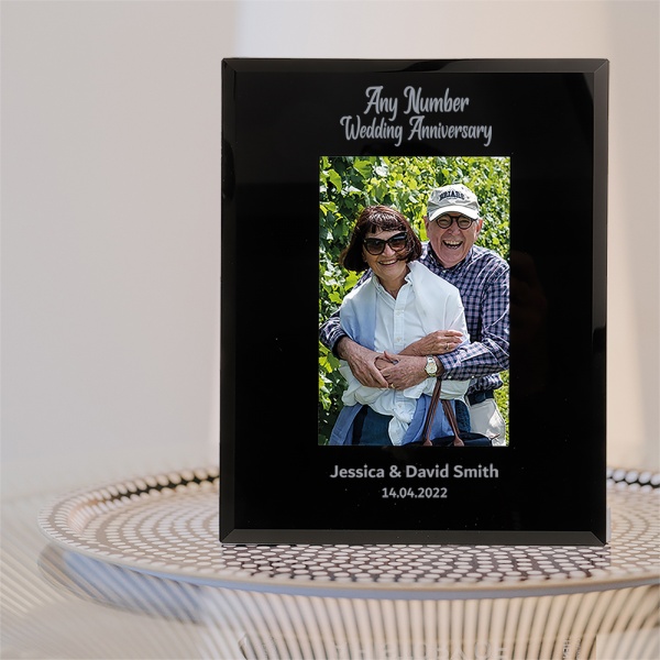 Personalised ANY YEAR Wedding Anniversary Photo Frame 6x4'' or 7x5'' Black Glass Frame